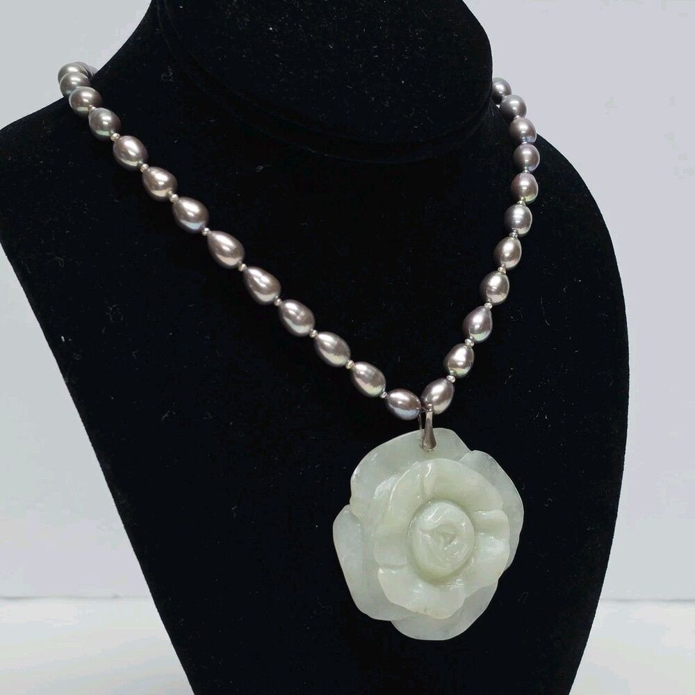 Vintage Jade Jadeite Rose Pendant Gray Freshwater Pearls Necklace Sterling Clasp
